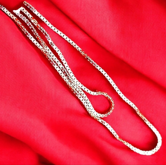 Dancing 925SS | CZ Diamond Teardrop Pendant on 925 Sterling Silver Chain | NWT - Picture 5 of 7